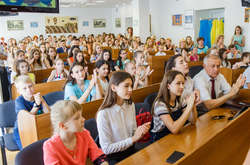  У міській раді привітали переможців конкурсу «Кришталева нота»