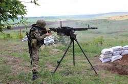 Ситуація на Донбасі залишається напруженою: троє поранених