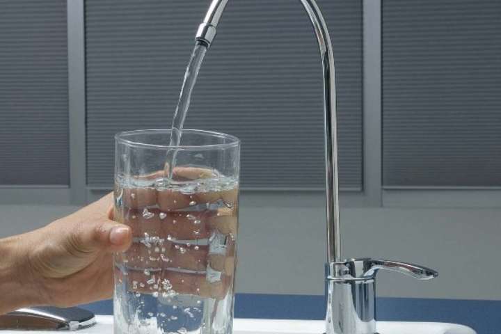 Чому мешканці Німеччини не бояться пити воду з-під крану