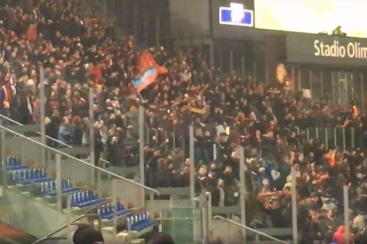 УЄФА так і не покарав італійську «Рому» за розмахування фанатами прапором «ДНР» (відео)