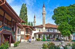 «Реконструкцію» Ханського палацу в Криму оскаржать в суді ООН