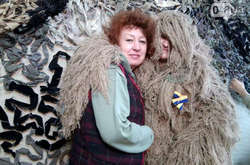 В Одесі померла волонтер, яка плела унікальні маскувальні костюми