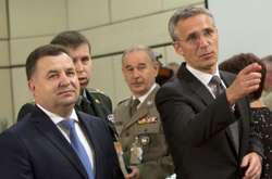 Степан Полторак та Йєнс Столтенберг 