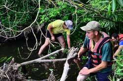 На Волыни расчищают реку для туристического маршрута (фото)