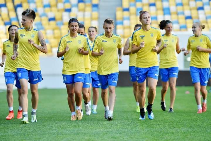 Збірна України з футболу зазнала розгромної поразки від Данії у відборі на Чемпіонат світу