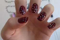 Шифр на нігтях