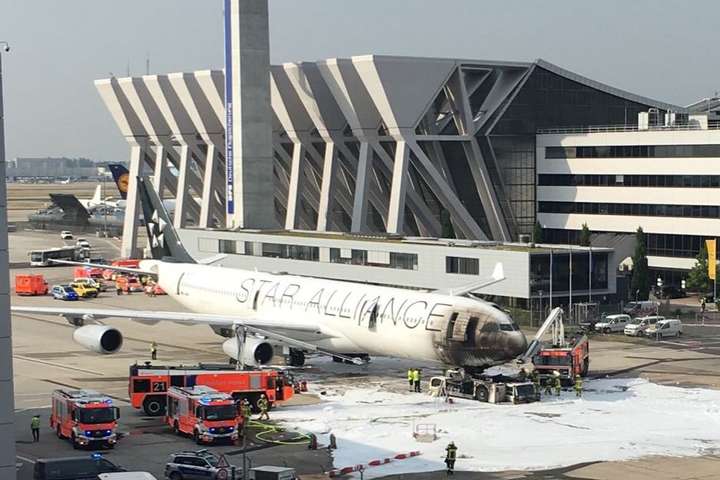 В аеропорту Франкфурта горів літак, є постраждалі 