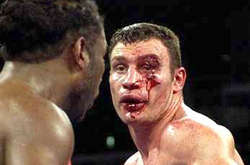 Леннокс Льюїс привітав Кличка з включенням у Міжнародну боксерську залу слави (відео)