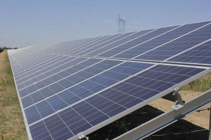 На Херсонщині відкрили потужну сонячну електростанцію