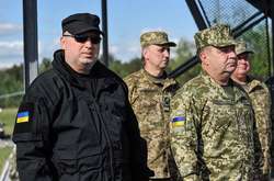 Турчинов закликав міністрів та чиновників здати кров пораненим бійцям