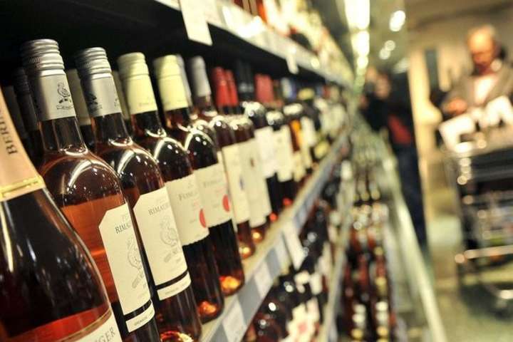 В уряді пропонують підвищити ціни на алкоголь