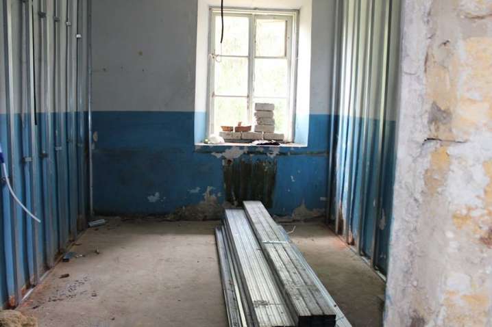 Довгоочікуваний капітальний ремонт стартував в Будинку милосердя в Ананьївському районі