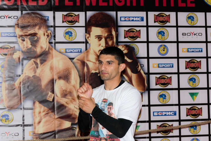 Український боксер Далакян провів відкрите тренування перед поєдинком