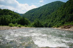 Рятувальники розповіли, які річки вийдуть з берегів 