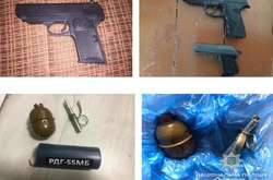 На Київщині поліція зловила озброєних серійних домушників