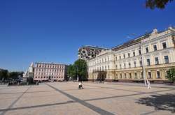 Софійську і Михайлівську площі Києва капітально відремонтують