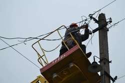 Негода в Україні: 295 населених пунктів залишилися без електроенергії 