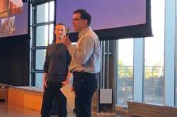 Віце-президент Facebook Елліот Шрейдж йде з посади