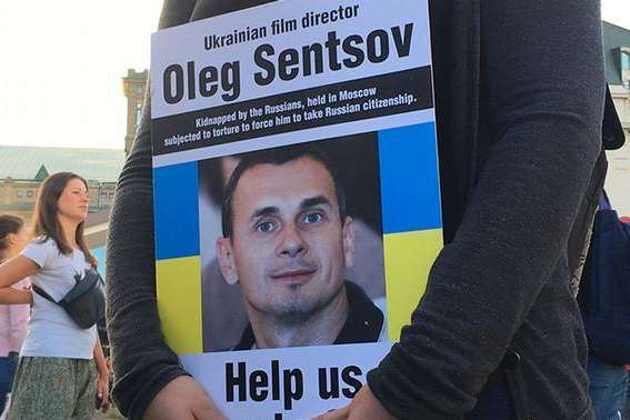 Польща закликала Росію звільнити українських політв'язнів