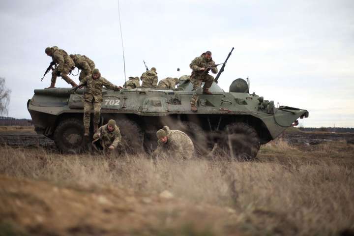 Бойовики за добу 36 разів обстріляли позиції Об’єднаних сил на Донбасі