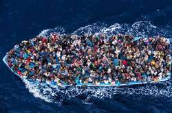 Італія не пустила ще два судна із мігрантами