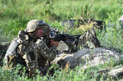 Українські військові