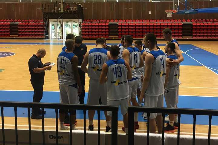 Збірна України з баскетболу поступилась Чехії у контрольному поєдинку