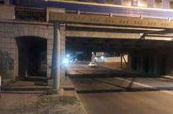 В Одесі жінка впала з мосту