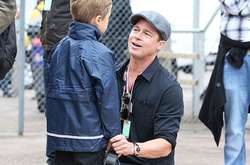 Брэд Питт  с сыном