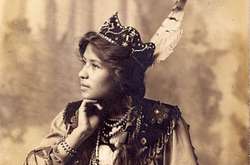 Модель из племени сенека в ярких фотографиях начала прошлого века