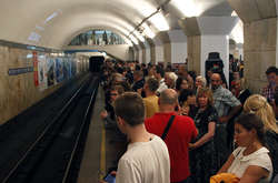 У столичній підземці стався «збій по графіку»