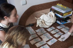 Заввідділення лікарні у Вінницькій області погоріла на хабарі