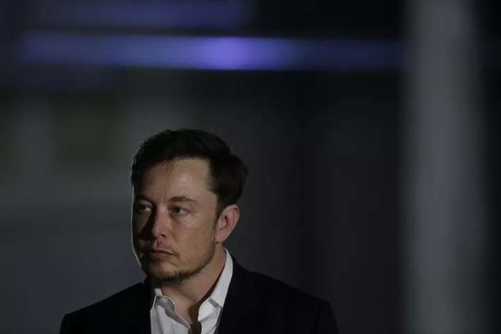 Саботаж в Tesla: Маск предупредил сотрудников о диверсанте внутри компании