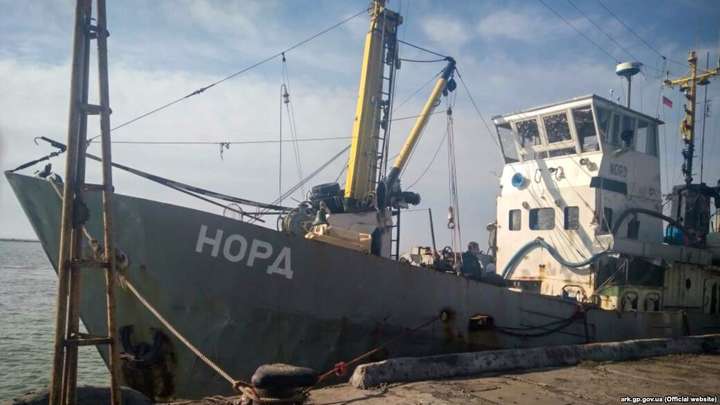 Суд повернув екіпажу кримського судна «Норд» російські паспорти