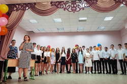 Одеські дев`ятикласники отримали свідоцтва про освіту