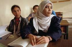 Щоб не списували: в Алжирі на час іспитів заблокували інтернет