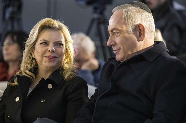 Дружину прем’єр-міністра Ізраїлю звинуватили в шахрайстві