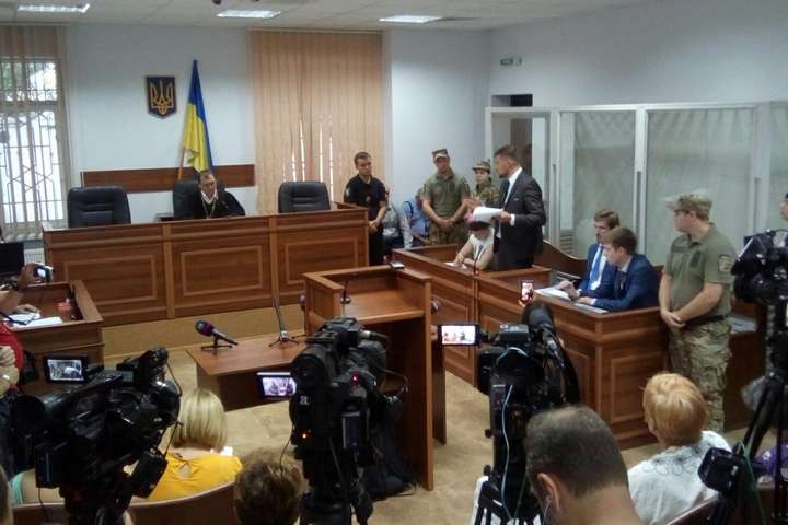 26 осіб хочуть взяти Савченко на поруки 