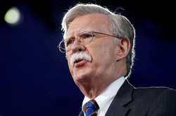 Джон Болтон відвідає Москву після візитів до Великої Британії і Італії