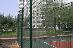 У Москві на спортивному майданчику помер неповнолітній уболівальник з Гани