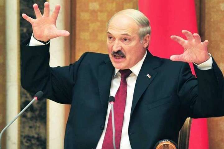 Лукашенко зробив прогноз для Білорусі: вхід до складу іншої держави або війна, як в Україні