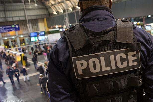 У Франції за підозрою в підготовці нападів на мусульман затримали 10 осіб
