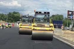 У столичних дорожників кипить робота (фотогалерея)