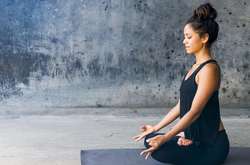 Британские учёные выяснили, что йога и медитация раздувают самооценку