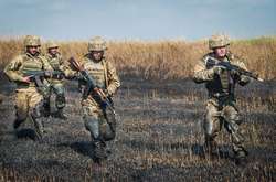 Бойовики активізували обстріли на Донбасі, є поранений боєць