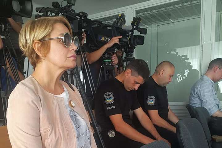 Ганна Герман прийшла в суд свідчити у справі про держраду Януковича 