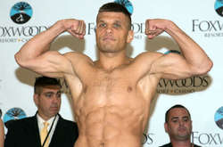 Команди українця Дерев'янченка та Джейкобса не зуміли домовитися про бій