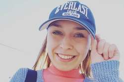 На мітингу у Києві журналістку облили невідомою хімічною речовиною