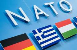 Столтенберг: НАТО не відповідає ракетою на ракету або танком на танк 