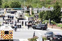 Поліція біля місця стрілянини